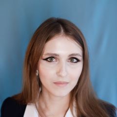 Королева Юлия